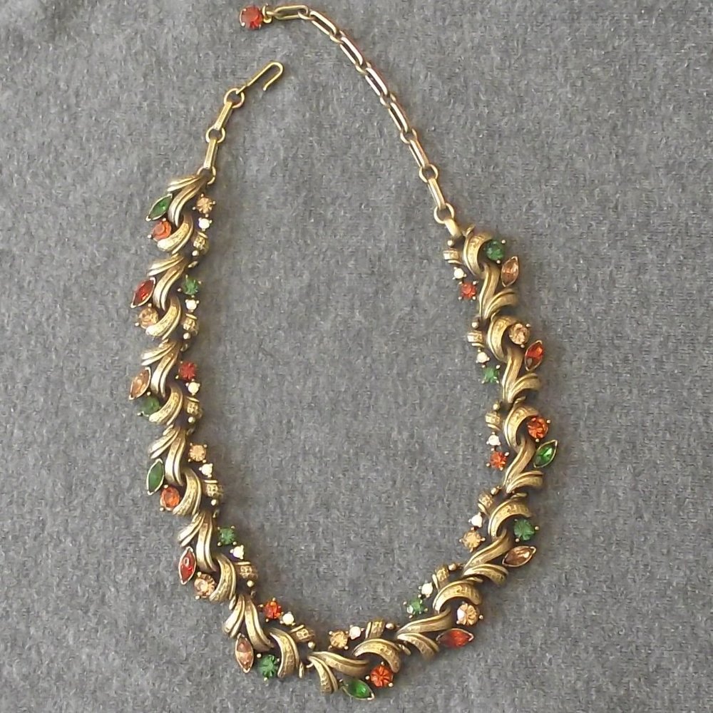 Vintage choker orange and green